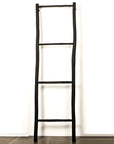 Échelle décorative noire en bois avec 4 barreaux - détail de la structure