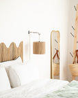Porte manteaux Design en bois et métal dans une chambre à coucher COSYDAR
