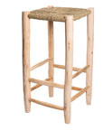 Taburete de bar de madera natural BAA: diseño bohemio y auténtico