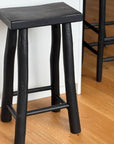 Tabouret haut en bois massif noir 65cm pour îlot de cuisine COSYDAR