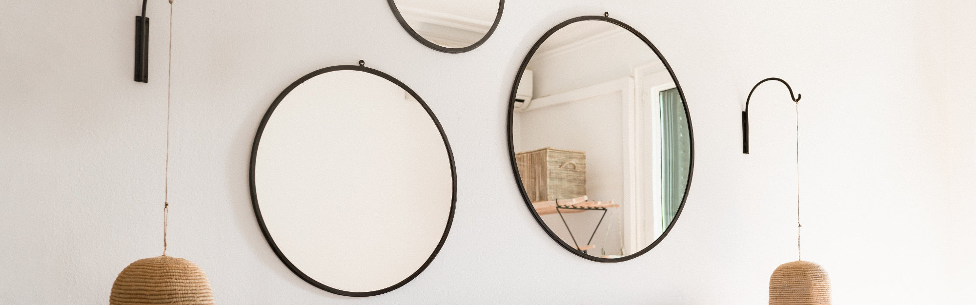 Miroirs muraux en métal noir – décoration murale originale