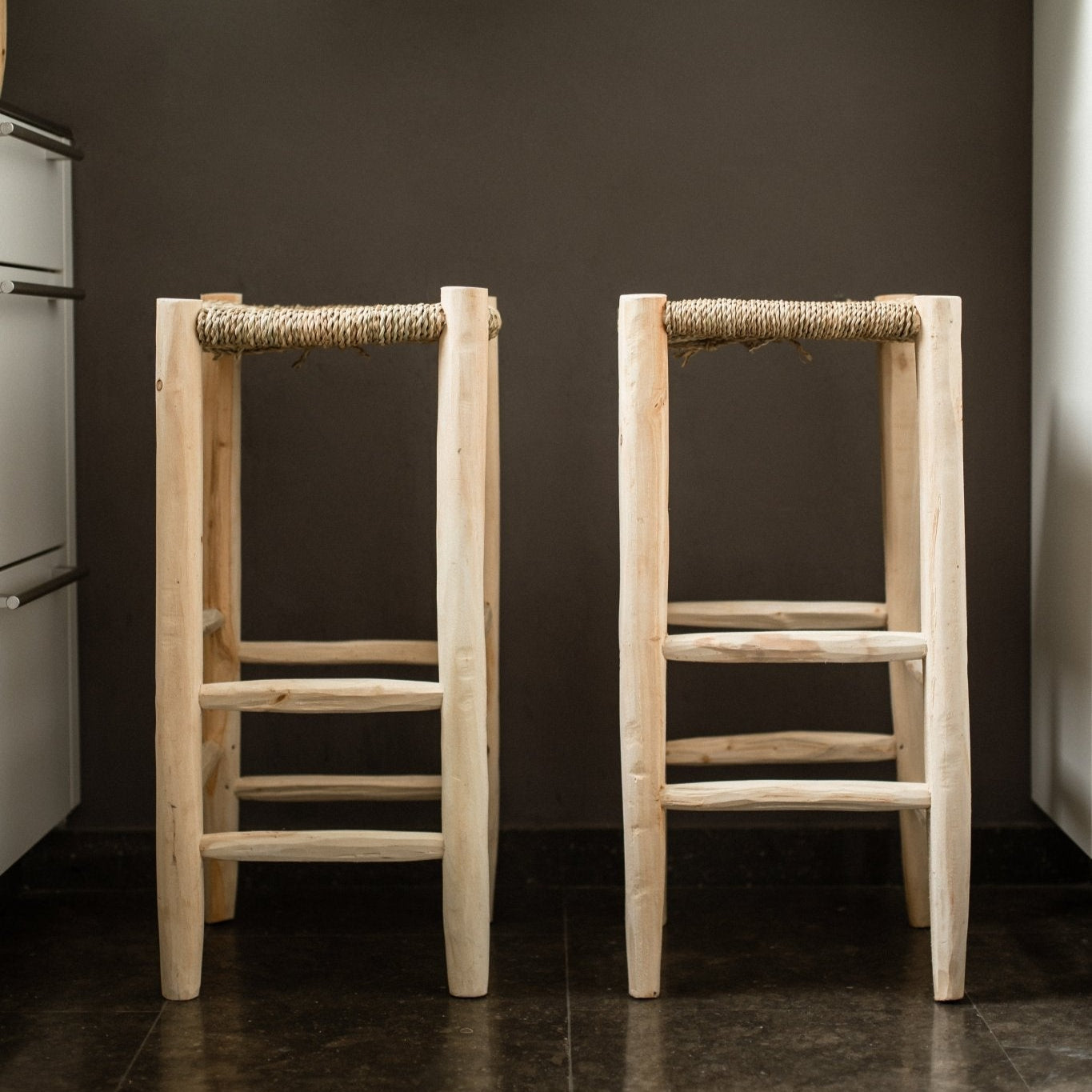 tabouret de bar en bois naturel – COSYDAR