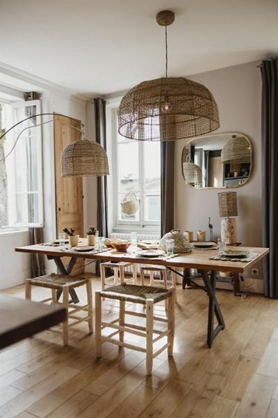 Piquets de lampe et luminaires