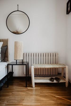 Banc en Palme et Bâtons en bois