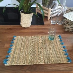 Placemat Pompons Turquoise Blue