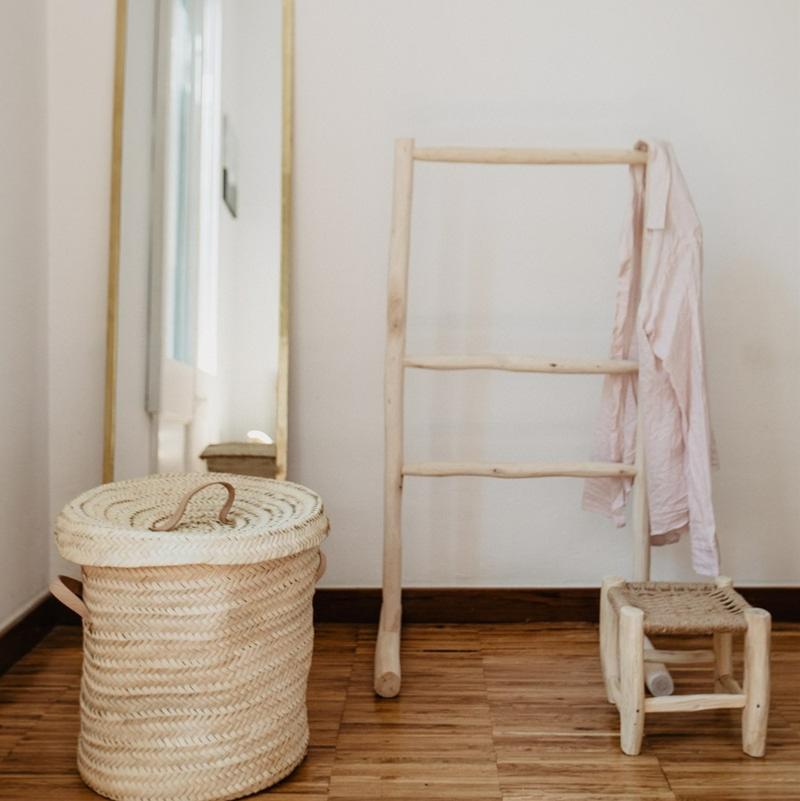 Porte Vêtements en Bois Naturel