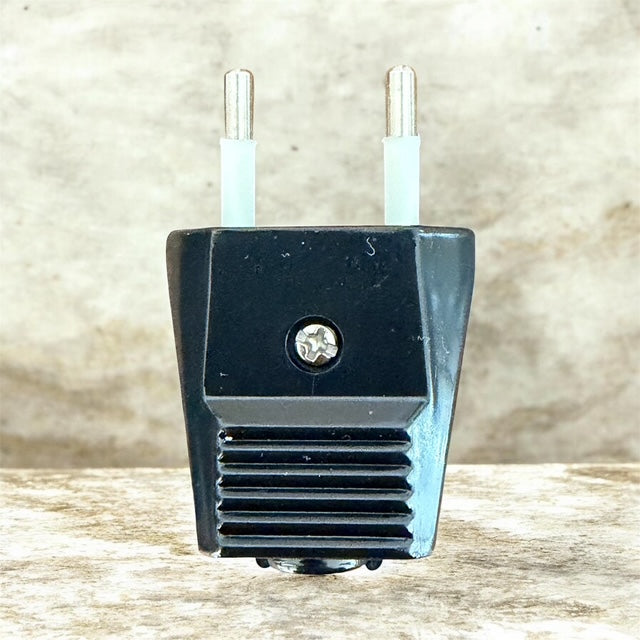 Fiche électrique Euro noire 10A – 250V