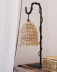 Lampe de chevet bohème avec pied acier forgé 50cm et suspension tressée naturelle