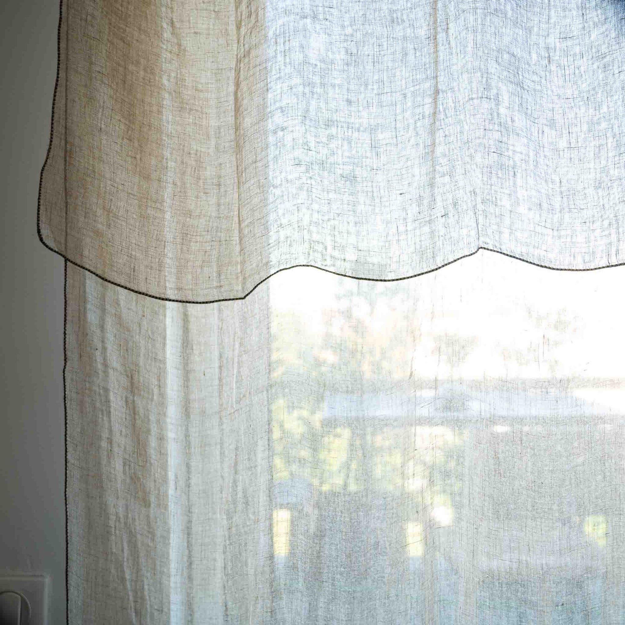 Rideau Voilage 100% Lin Ajustable avec Anneaux - Blanc et Naturel - COSYDAR - DECO