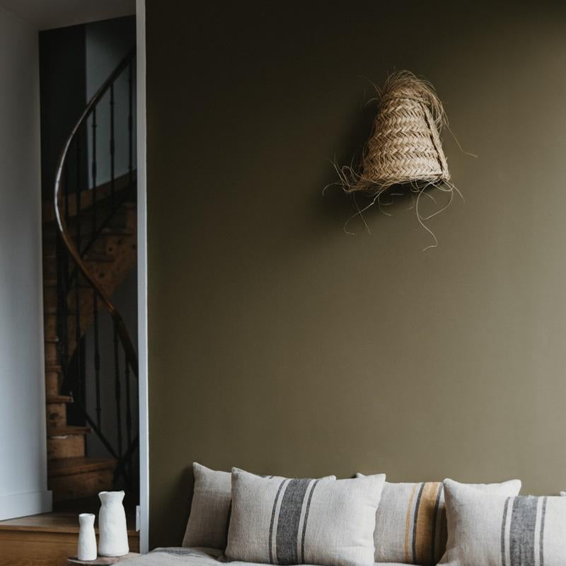 Applique murale EJJ en alfa tressé, matière naturelle faite main, vue de face – COSYDAR