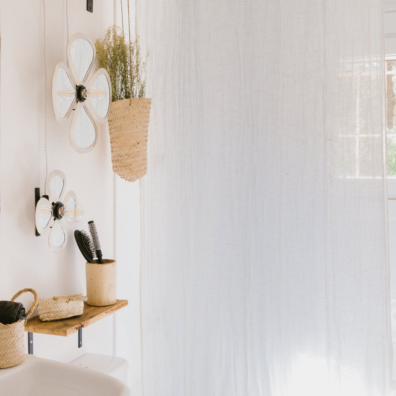 Applique murale miroir argenté LULE éclairage ambiance salle de bain