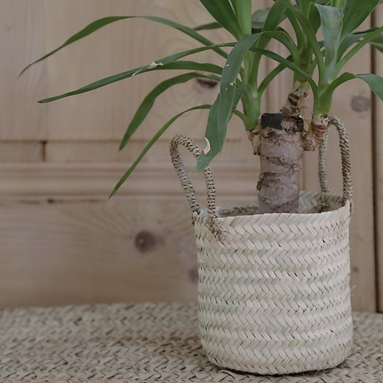 Panier cache pot tressé en feuille de palmier COSYDAR