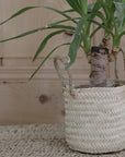 Panier cache pot tressé en feuille de palmier COSYDAR