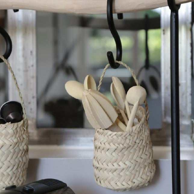 Petit panier CLARA à suspendre - Organisateur mural naturel