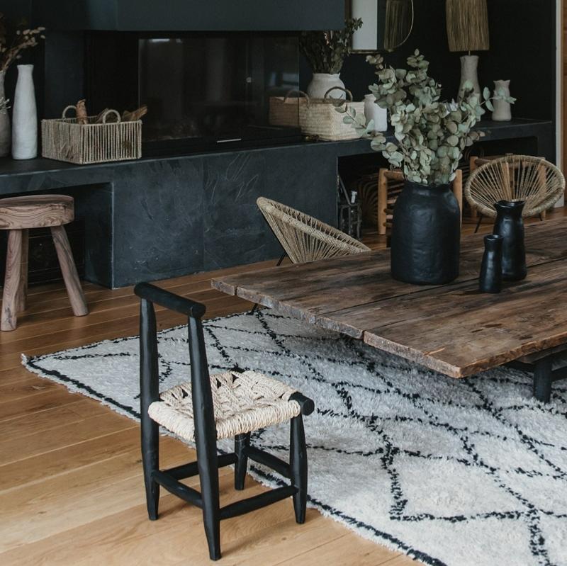 Petite Chaise Enfant Noire – Bois & Palmier Tressé Fait Main