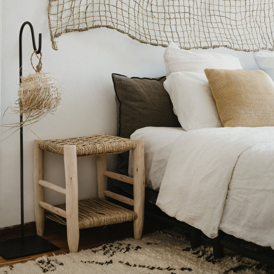 Suspension boule fibre de palmier Ø 15 cm tressée à la main sur potence métal – COSYDAR