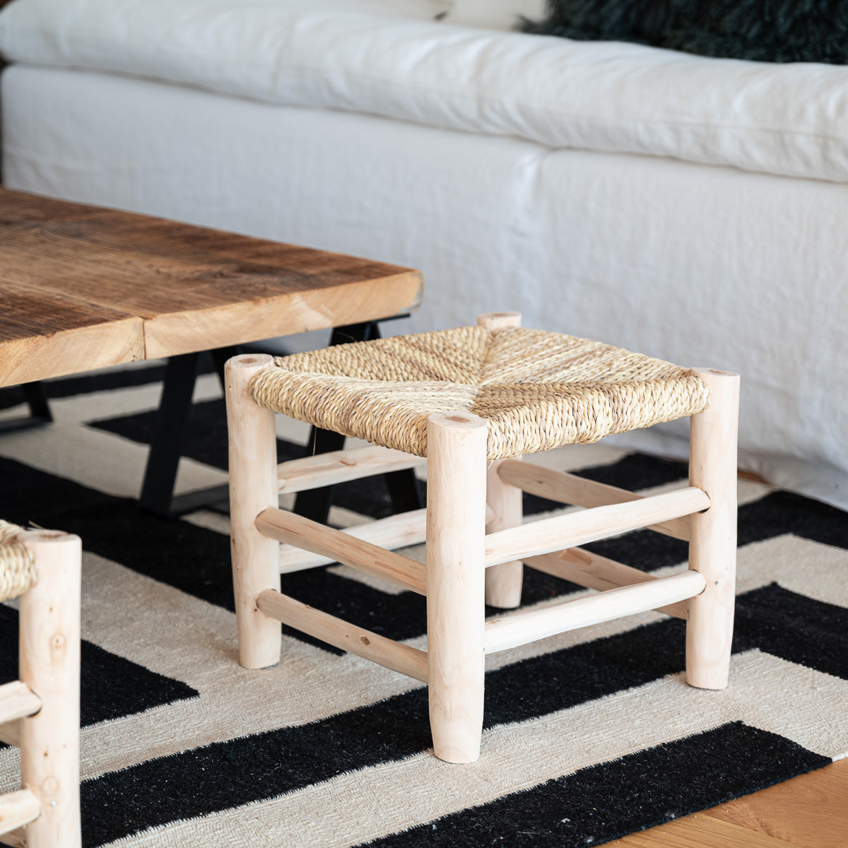 Tabouret en bois & assise tressée en fibre - tabouret d'appoint COSYDAR